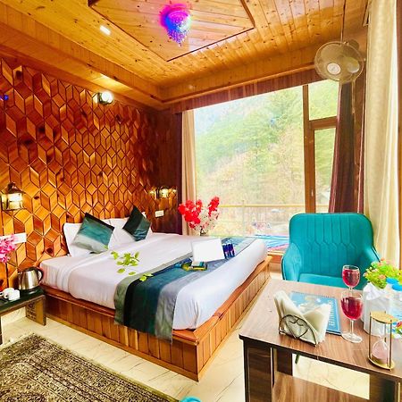 Russian Unit Kasol By Valley Esterno foto